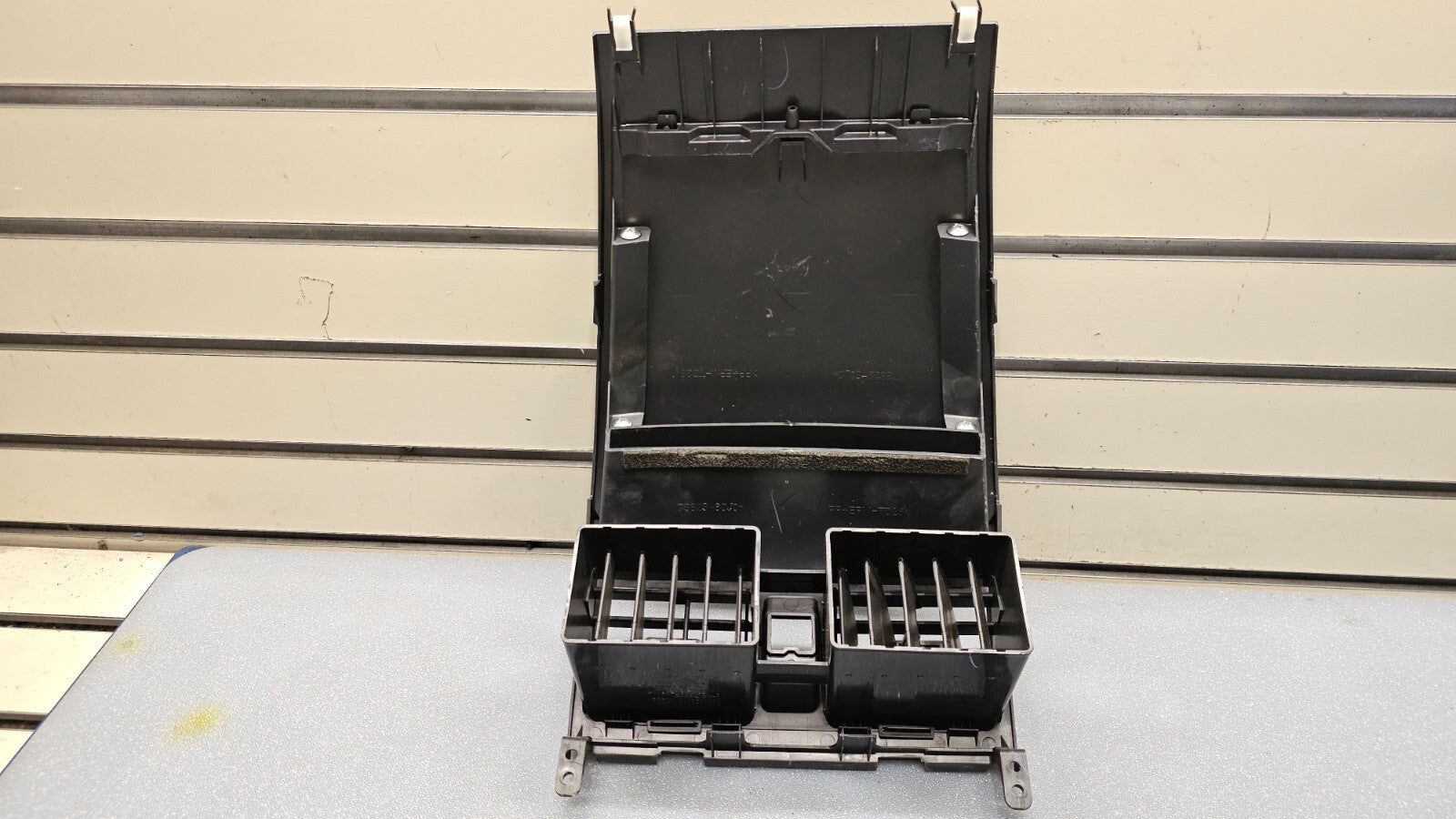 🔥03-07 Honda Accord Center Dash Bezel A/C Air Vents Panel Trim BLACK OEM VT32