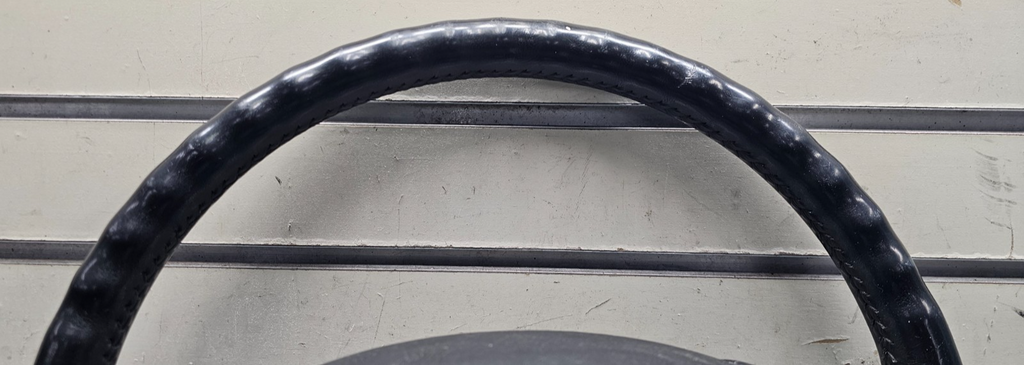 🔥03-06 SILVERADO SIERRA YUKON TAHOE SUBURBAN STEERING WHEEL LEATHER BLACK