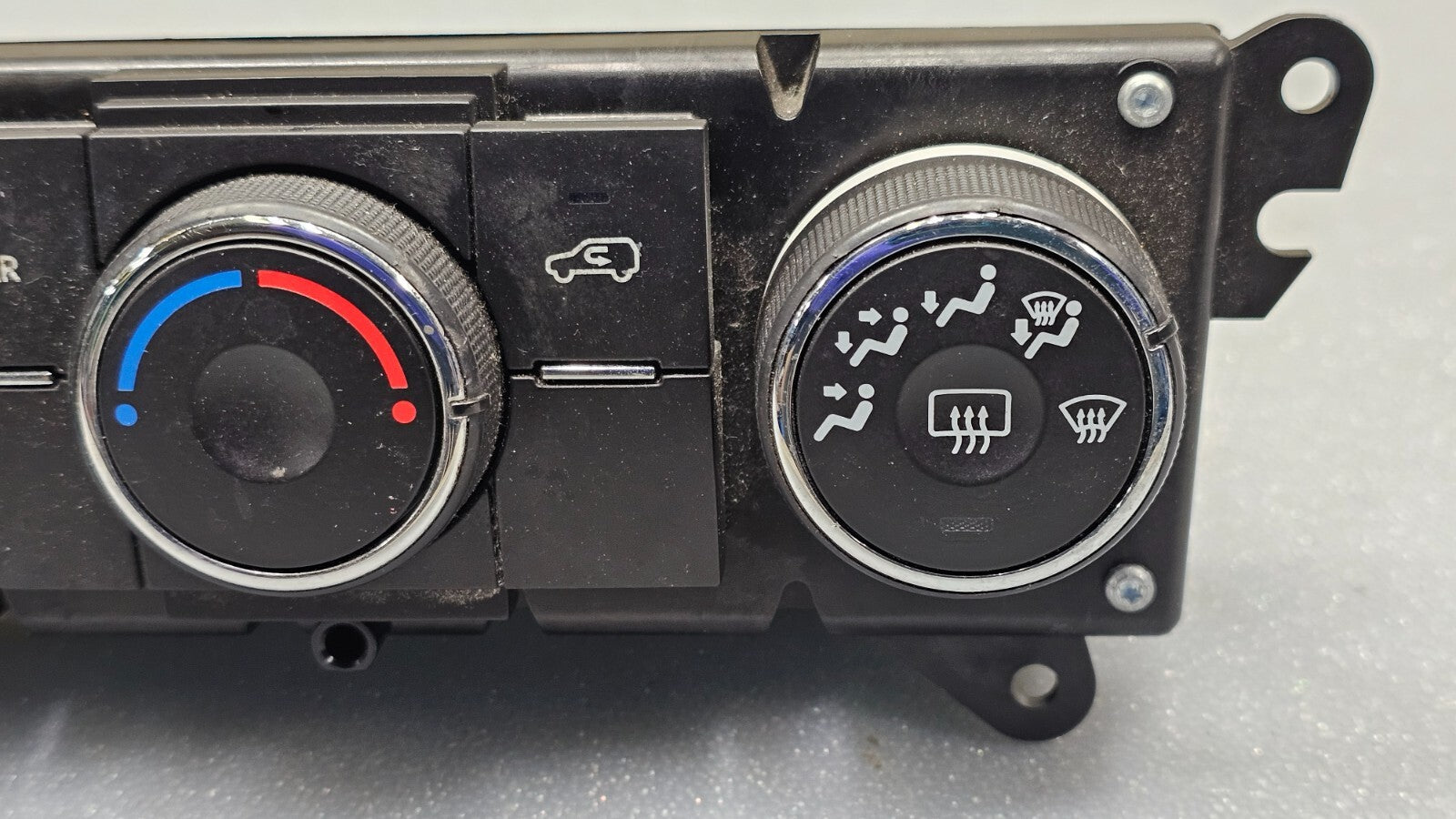 🔥09-12 CHEVY TRAVERSE DASH CENTER AC HEATER CLIMATE TEMPERATURE CONTROL UNIT