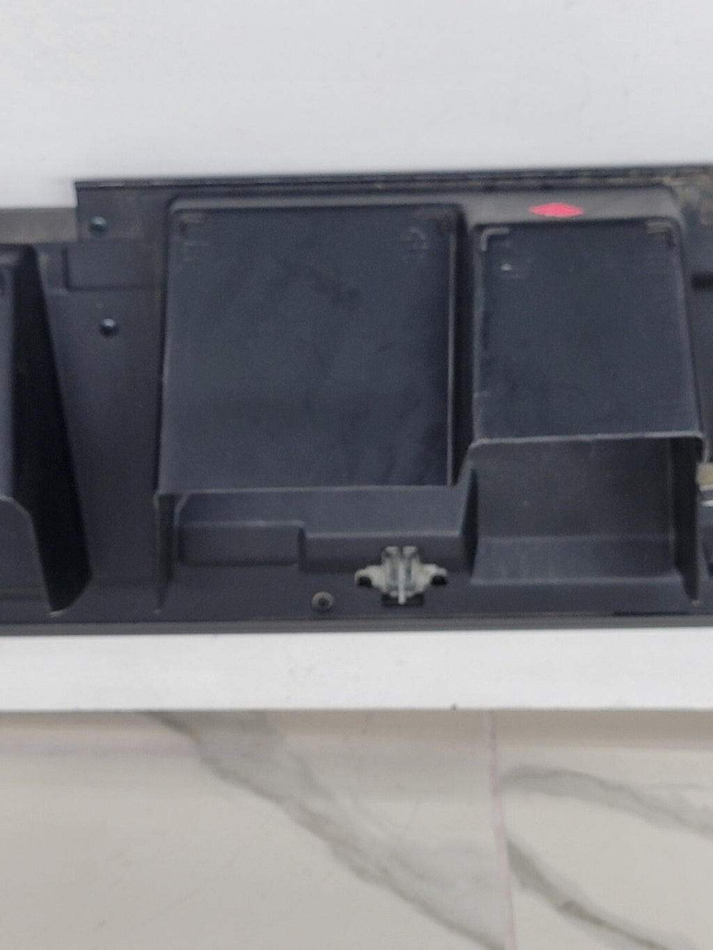 2002-2006 CADILLAC ESCALADE GLOVE BOX DASH STORAGE COMPARTMENT OE DARK GRAY G9