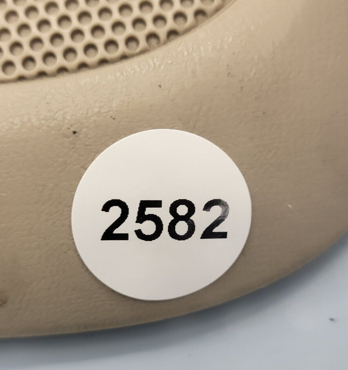 🔥2008-2012 CHEVROLET MALIBU RIGHT SPEAKER COVER GRILL TRIM PANEL TAN OEM