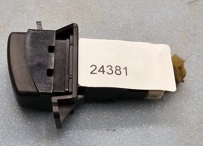 🔥00-04 SUBARU OUTBACK SEDAN 4-DR EMERGENCY HAZARD CONTROL FLASHER SWITCH BUTTON