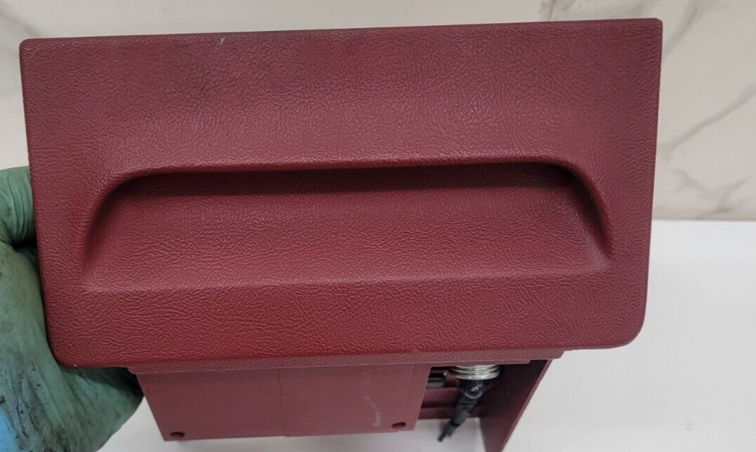 🔥1992-1996 Ford F150 F250 BRONCO ASHTRAY ASH TRAY OEM RED