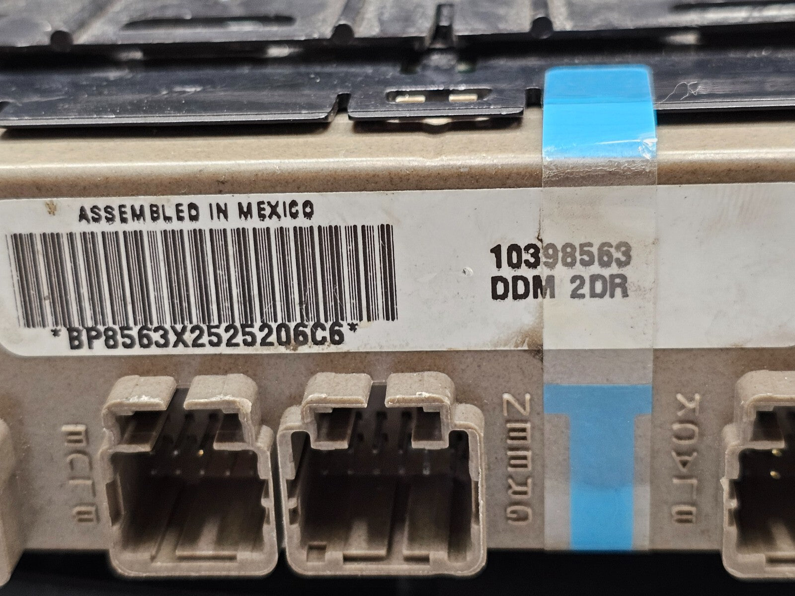 03-06 Silverado Sierra Power Front Driver Window Control Switch Assembly WS4
