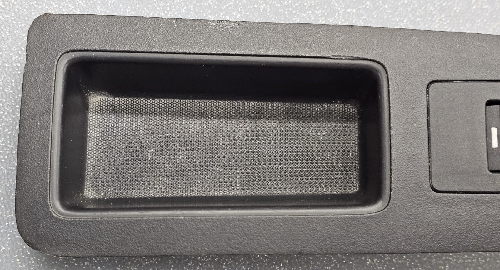 07-11 Charger Dakota Chrysler 200 300 Right Passenger Power Window Switch Gray
