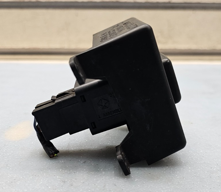 🔥1994-1997 DODGE RAM  1500 2500 3500 OVER DRIVE SWITCH BEZEL ASSEMBLY BLACK OEM