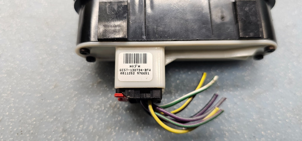 🔥06-09 FUSION MERCURY MILAN CENTER DASH HAZARD BUTTON SWITCH PASS RADIO BEZEL