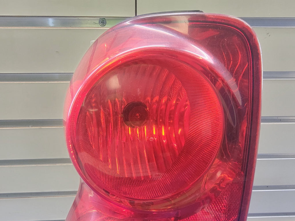🔥2004-2009 Dodge Durango Driver Left LH Side Halogen Outer Tail Light OEM 1524