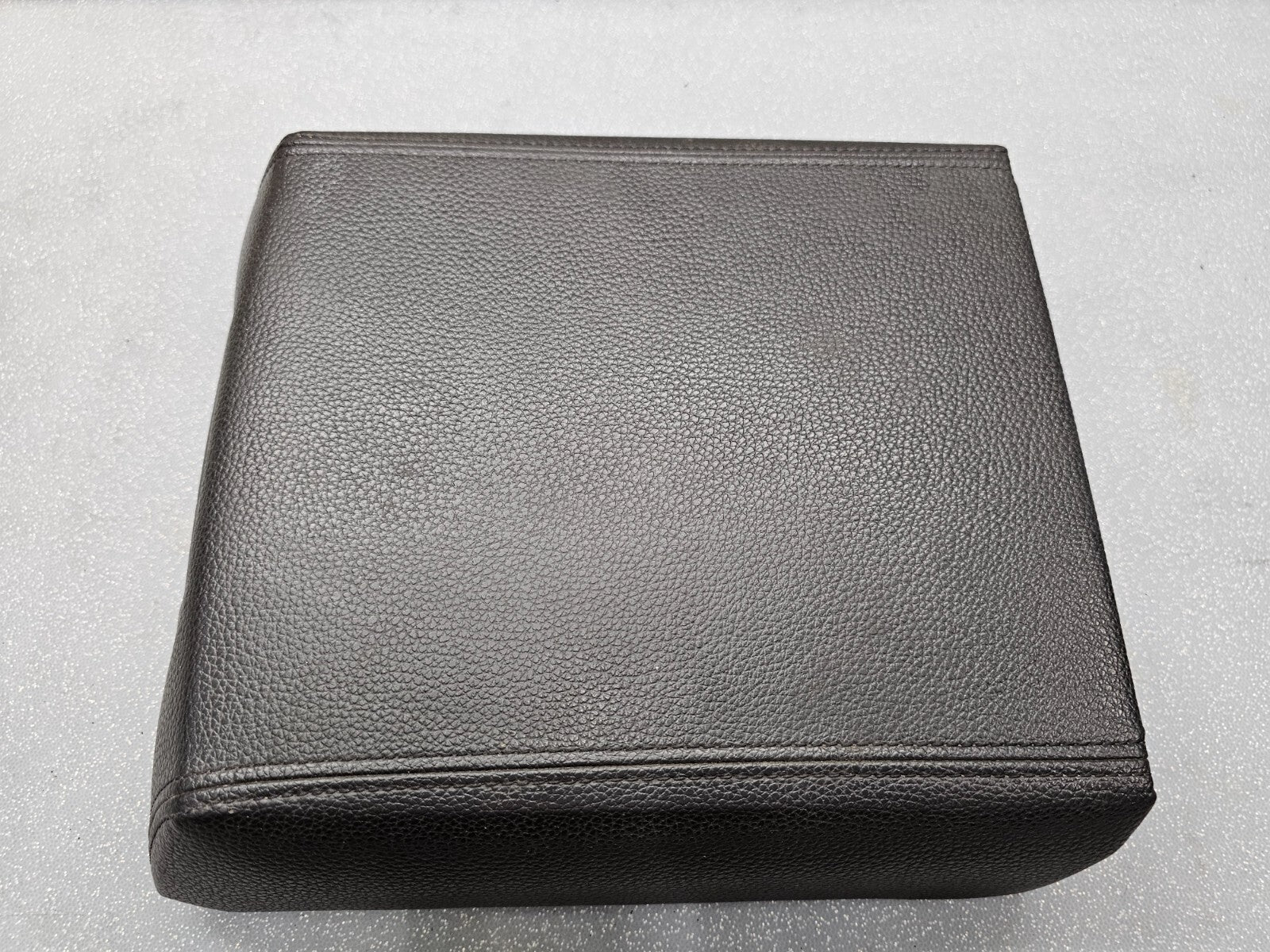 🔥04-08 Ford F150 07-14 EXPEDITION CENTER CONSOLE COLOMN SHIFT ARMREST LID BLACK