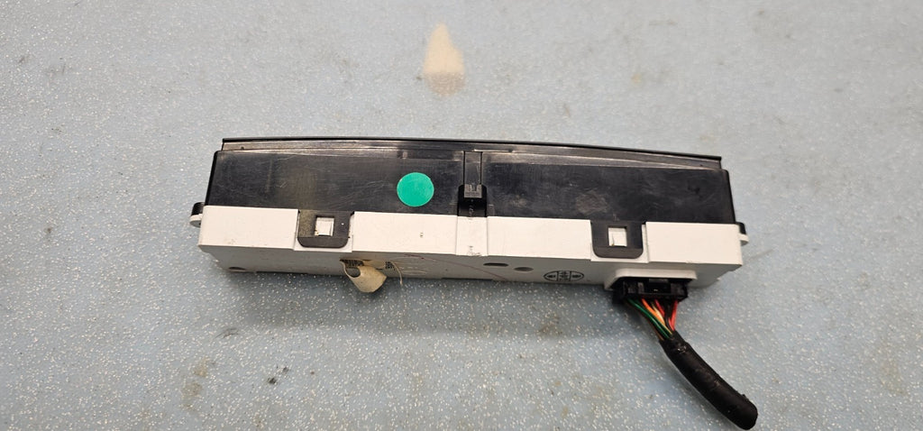 🔥03-09 KIA SORENTO Digital Clock Display Screen Black OEM