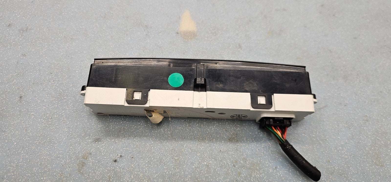 🔥03-09 KIA SORENTO Digital Clock Display Screen Black OEM