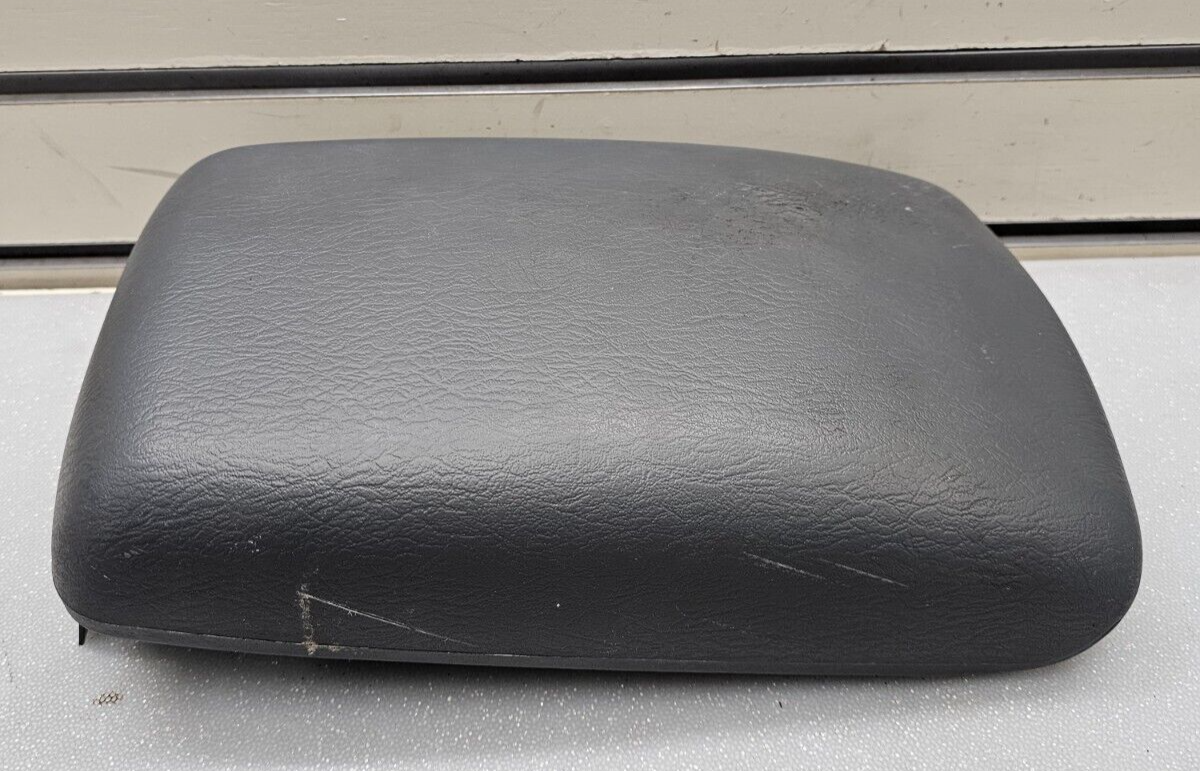 🔥2002-2007 Jeep Liberty Center Console Arm Rest Lid Black OEM