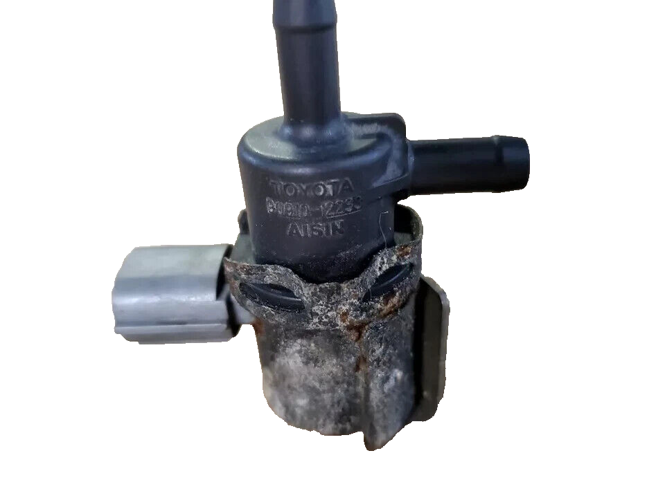 🔥01-05 TOYOTA RAV4 FRONT GENUINE VACUUM AIR CONTROL SWITCH VALVE ASSEMBLY OEM