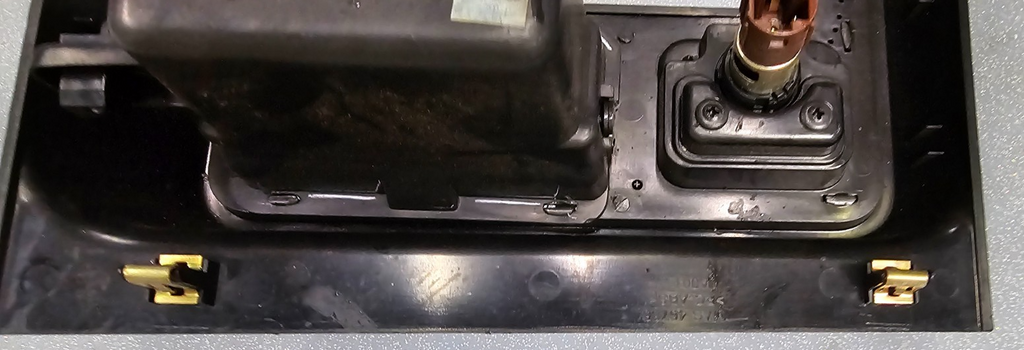 🔥03-06 SILVERADO SIERRA CENTER CONSOLE STORAGE BEZEL ASH TRAY LT TAN/BLACK OEM