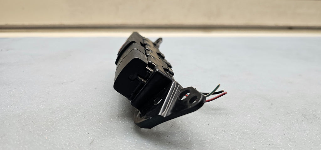 🔥07-08 Jeep Compass Patriot Hazard Switch Button Switch