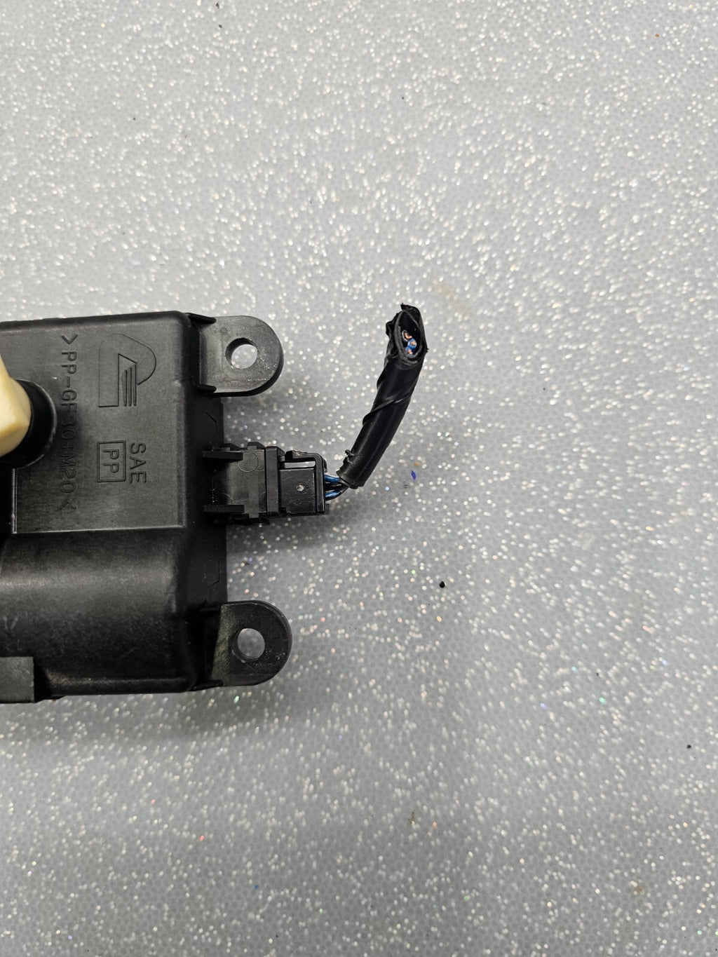 🔥00-03 Nissan Maxima Mode Door Actuator Assembly AC Climate Heater Regulator