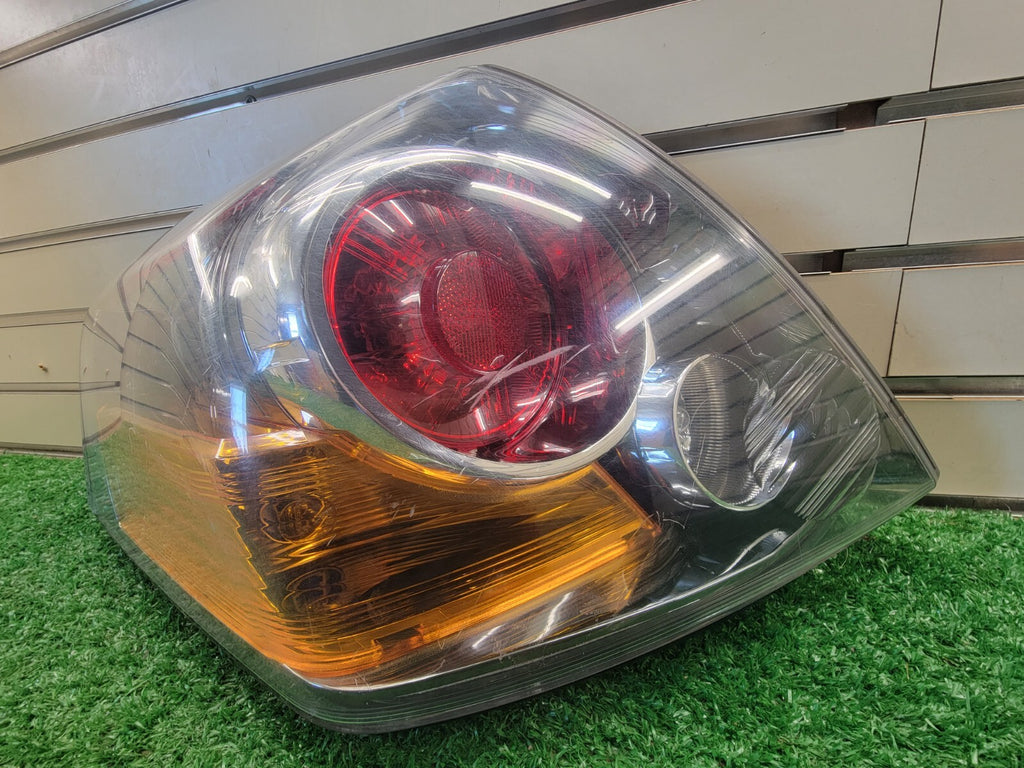 🔥07-12 Nissan Altima Tail Light Assembly RH Right Passenger Sedan Chrome OEM