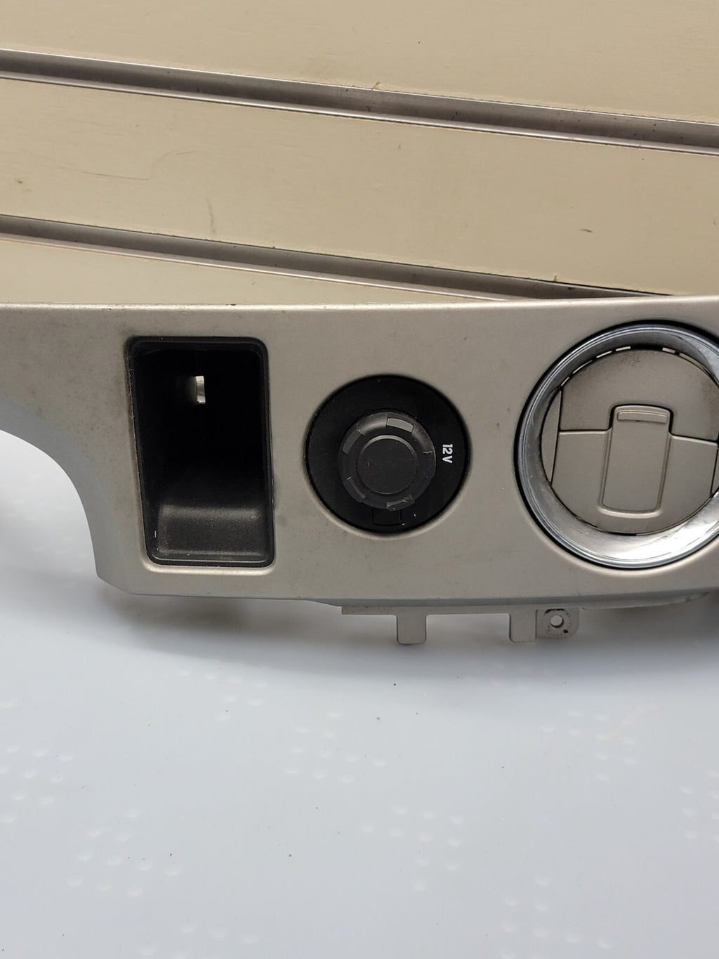 🔥 2009-2014 Ford F150 Dash Air Vent Trim right passenger side silver