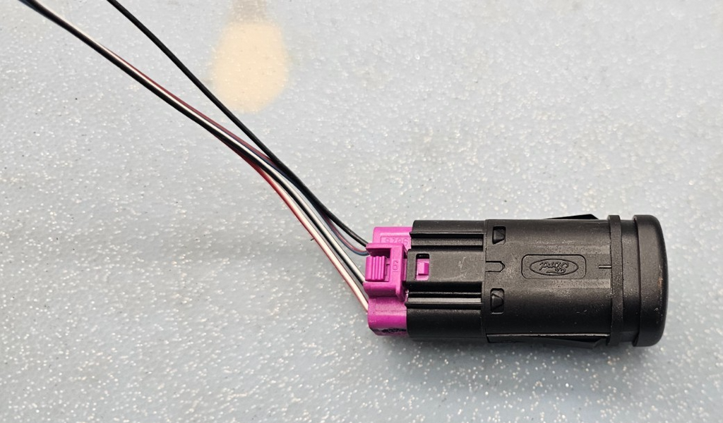 🔥01-07 Escape Hazard Light Emergency Flasher Switch Button Assembly Black