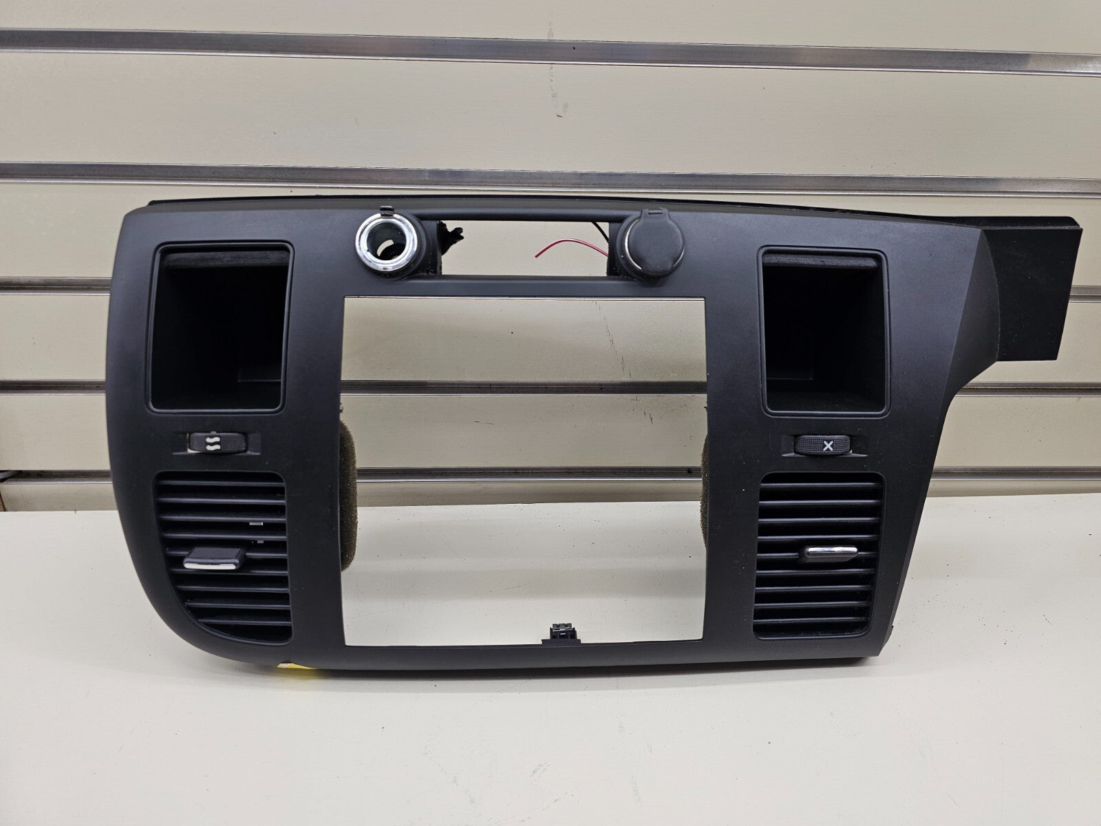 🔥07-14 Silverado SIERRA Center Dash Radio Bezel AC Climate Trim Panel Black B6