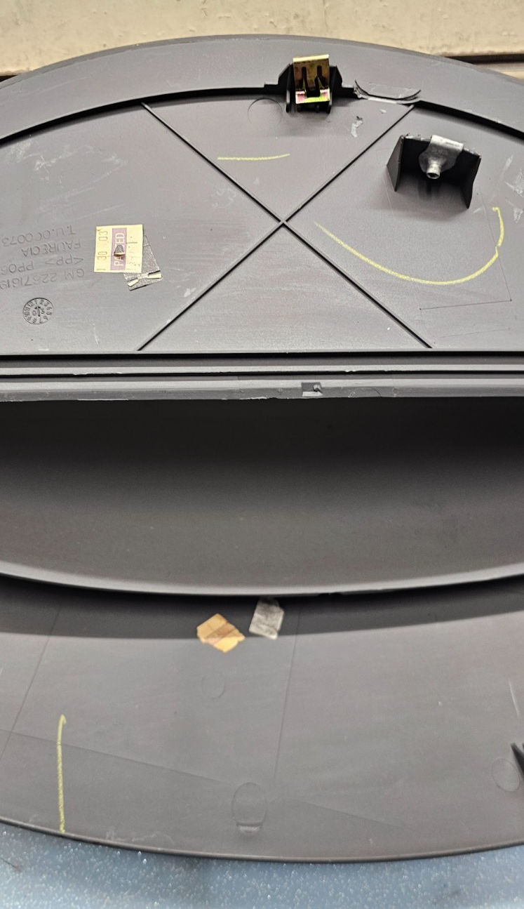 03-07 SATURN ION DASH SPEEDOMETER INSTRUMENT CLUSTER TRIM GAUGE BEZEL COVER GRAY