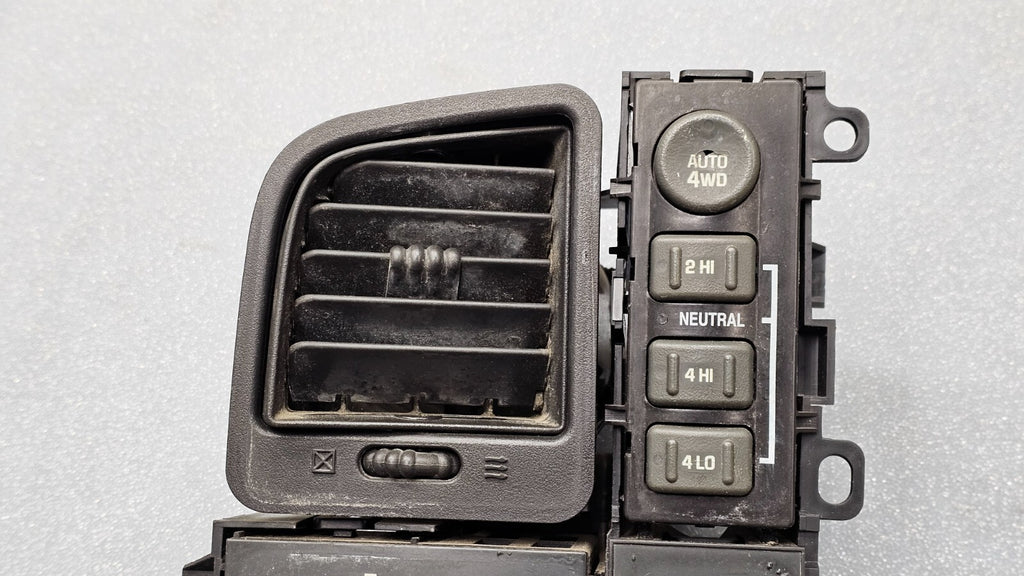 🔥99-06Chevy Silverado Sierra Tahoe Dash left Driver Air Vent Conditioning Black
