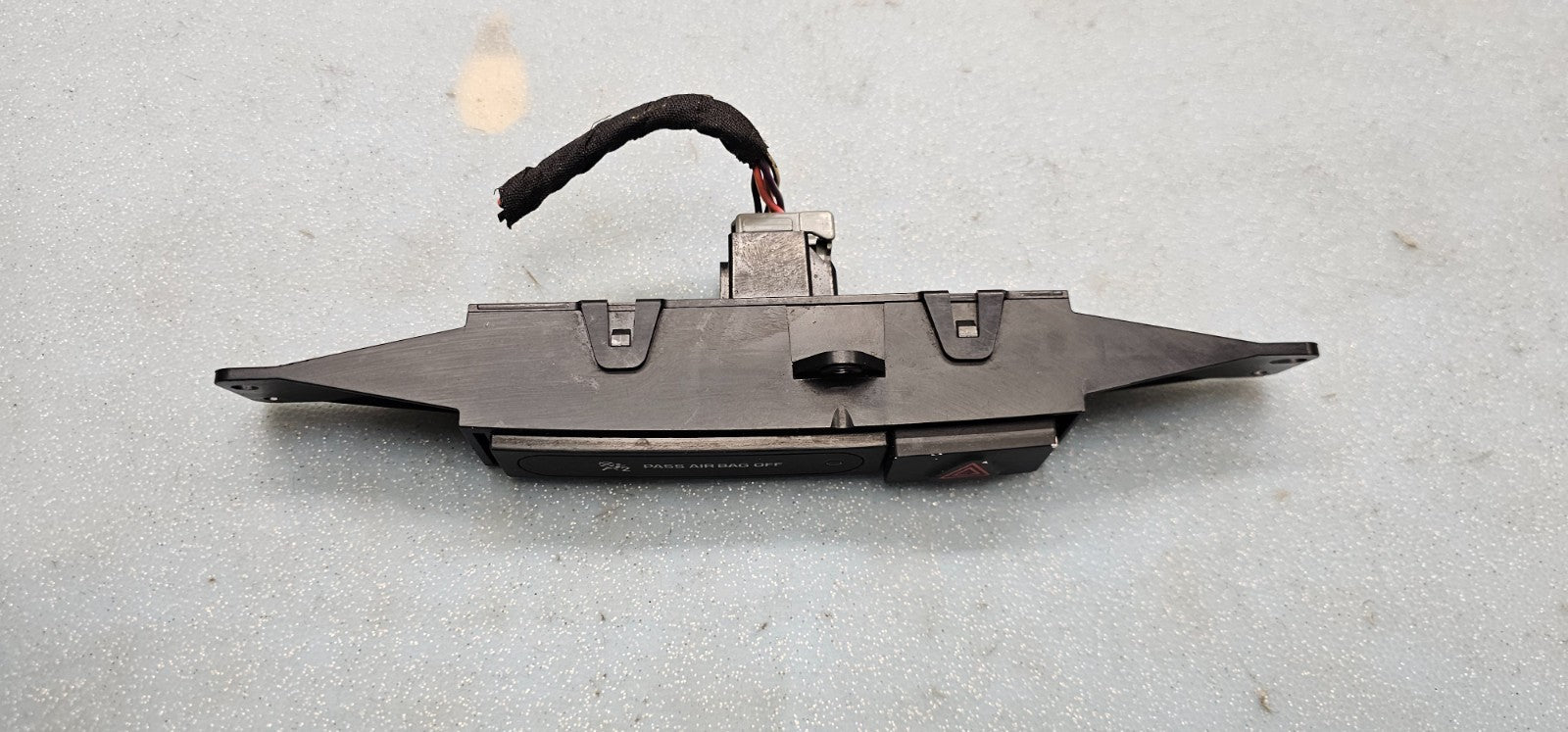 🔥01-07 CARAVAN Grand Caravan Town & Country  warning HAZARD LIGHT SWITCH BLACK