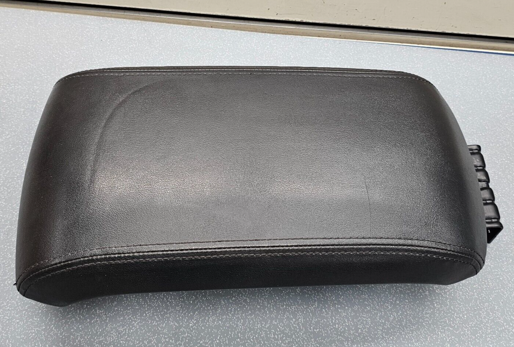 07-10 Lincoln MKX Console Lid Pull Cover Top Pad Leather Arm Rest Assembly Black