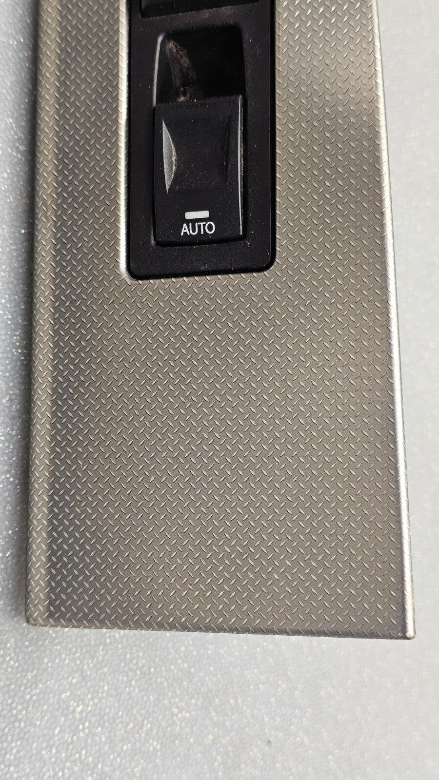 🔥05-10 JEEP Grand Cherokee Commander Right Passenger Power Window Switch Silver