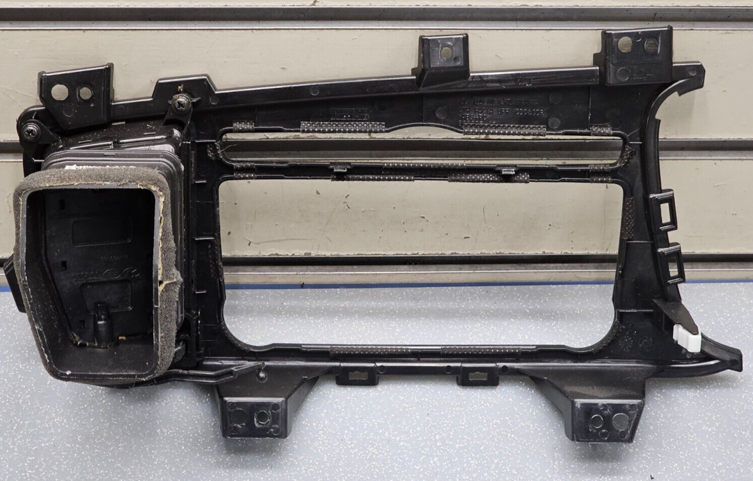 🔥11-13 Kia Optima 2.4L CENTER DASH RADIO STEREO DISPLAY BEZEL TRIM PANEL BLACK