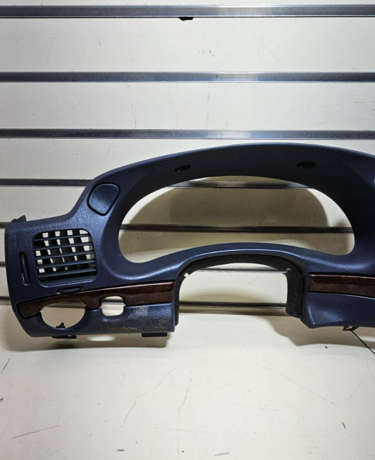 🔥00-05 IMPALA Dash INSTRUMENT Cluster Bezel Radio Speedo Gauge Trim Blue