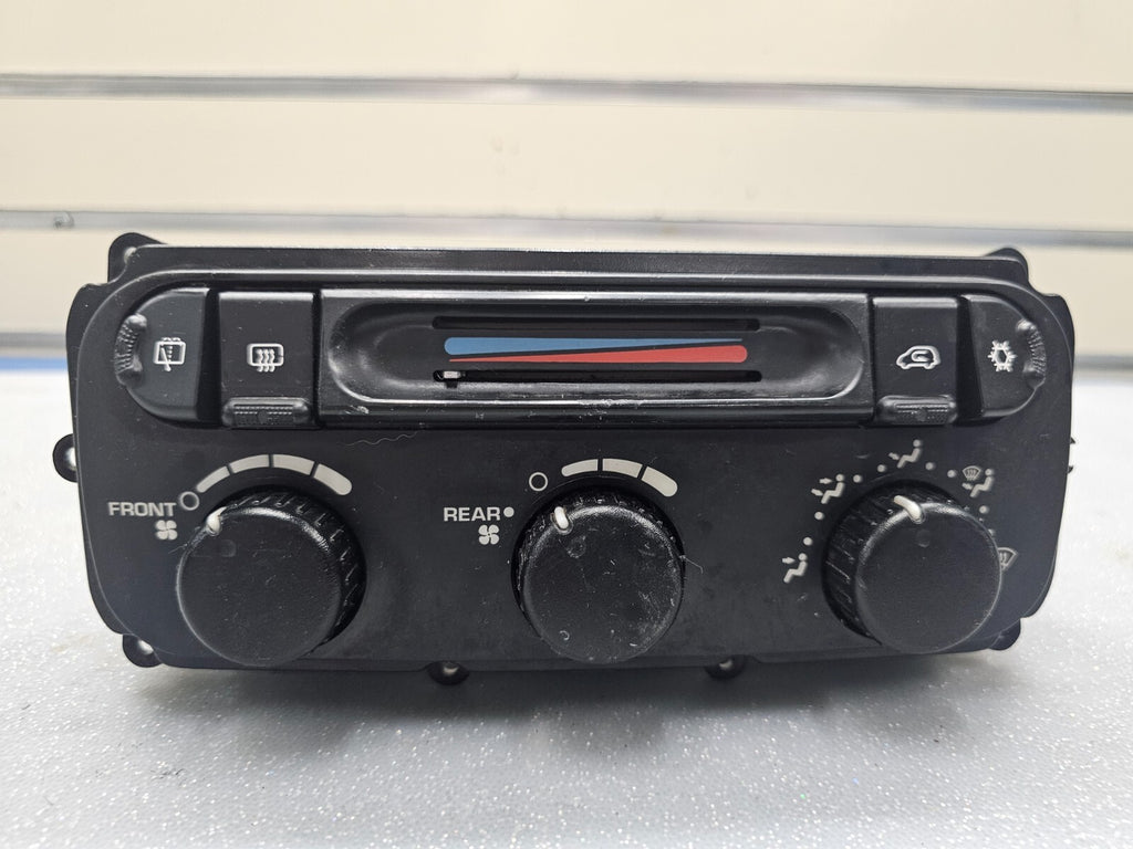 04-07 Dodge Caravan Town Country Dash AC Climate Temperature Heater Control OEM