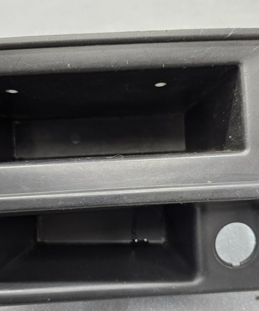 🔥03-06 SILVERADO SIERRA YUKON CENTER CONSOLE STORAGE BEZEL ASH TRAY CUBBY BLACK