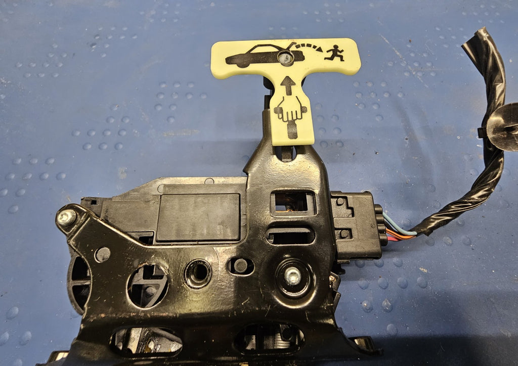 04-08 PONTIAC GRAND PRIX REAR TRUNK LID LATCH POWER LOCK ACTUATOR RELEASE OEM