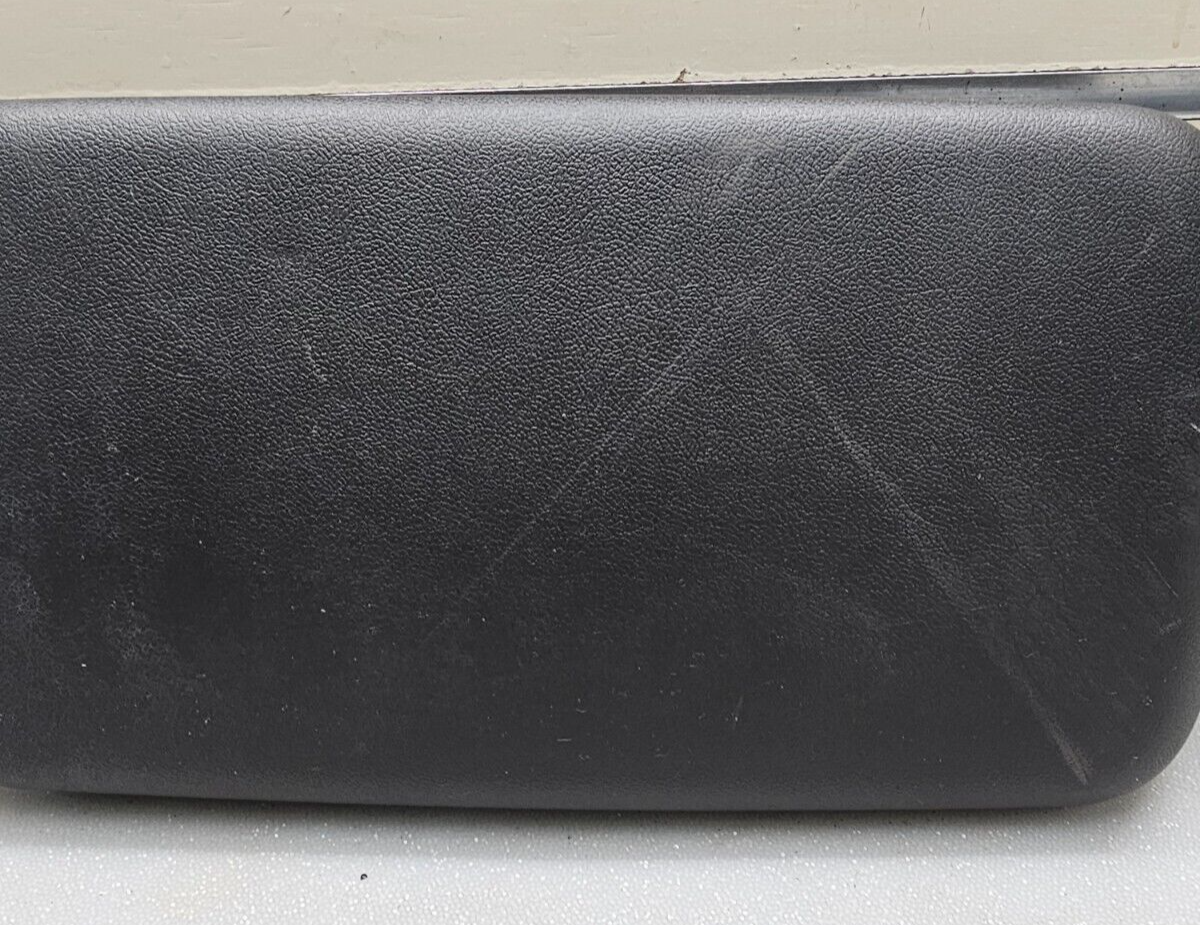 🔥05-10 Pontiac G6 Front Center Console Lid Arm Rest Top Pad Leather Black OEM