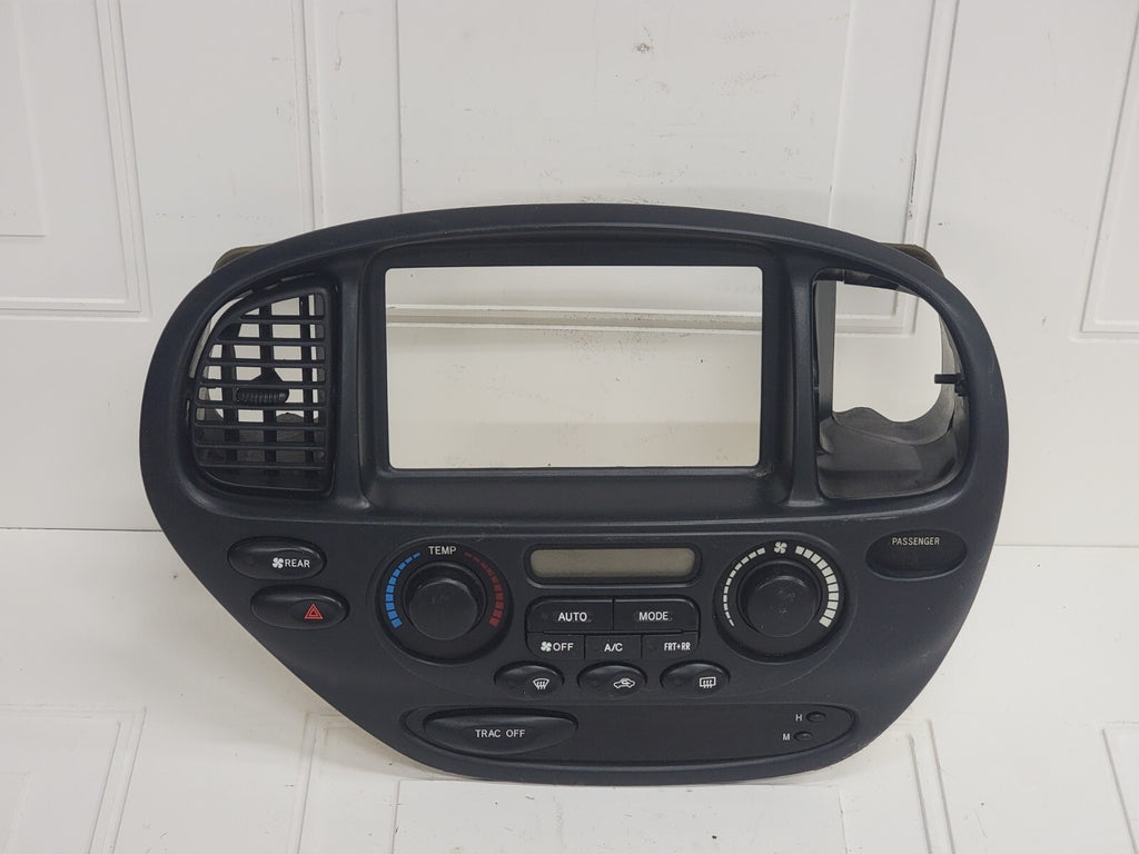 🔥2003-2004 Toyota Sequoia SR5 4x4 heater AC control with skid switch