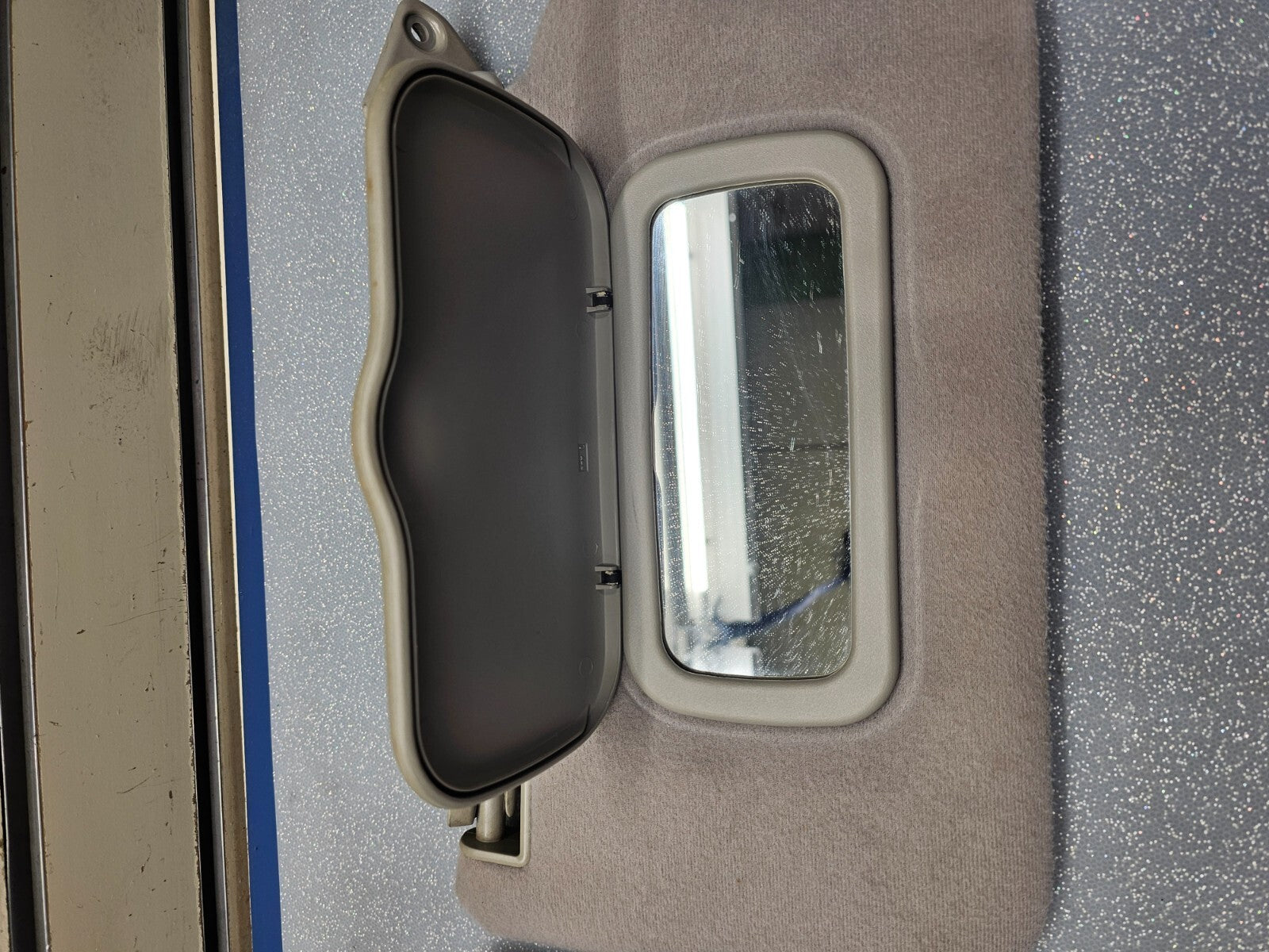 🔥00-06 Nissan Sentra Sun Visor Shade Assembly driver/passenger set with mirror