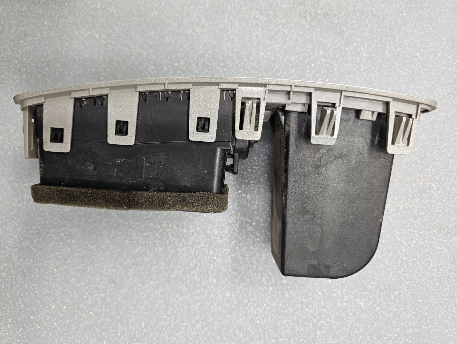 🔥09-12 DODGE RAM A/C DASH PASSENGER AIR VENT OUTLET HEADLIGHT SWITCH BEZEL OEM