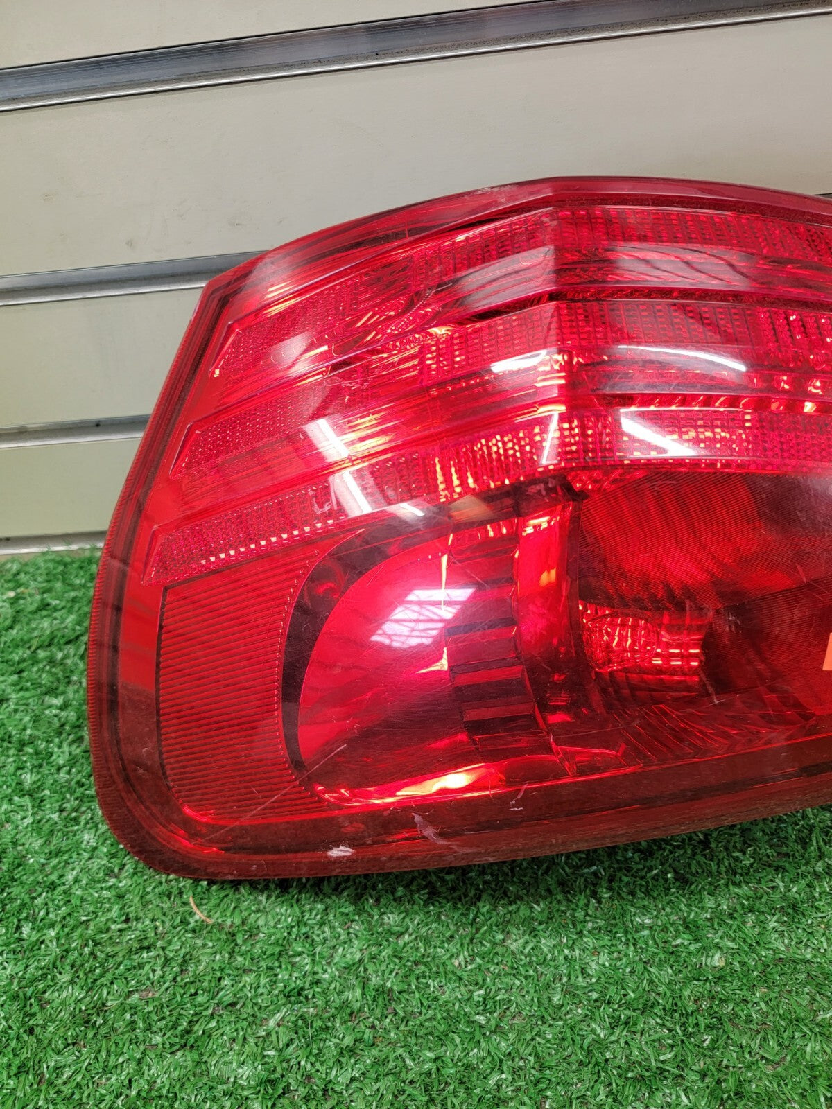 🔥2008-2013 Nissan Rogue Tail Light Lamp right passenger Side Assembly Chrome