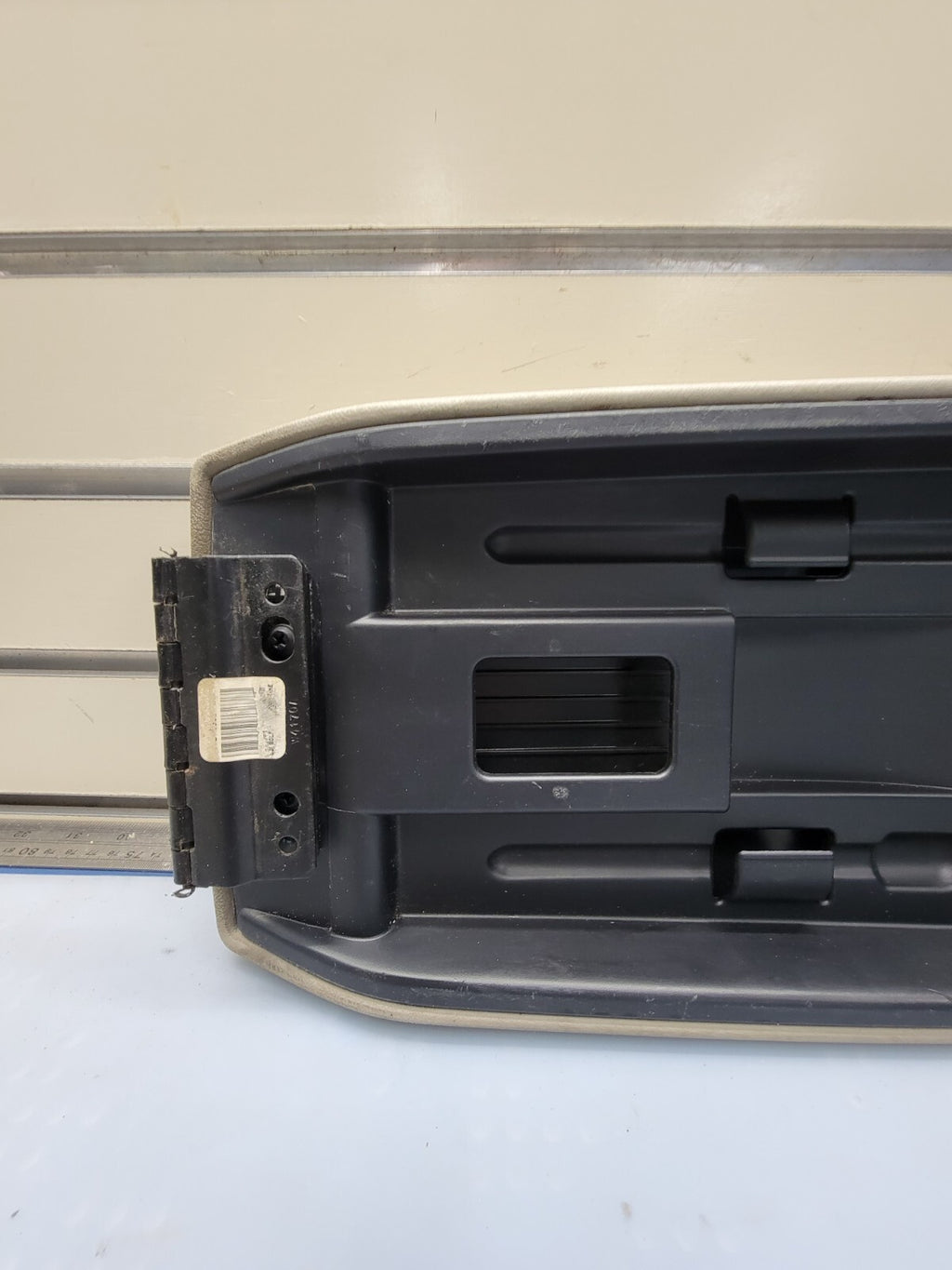 🔥05-07 Chrysler 300 Dodge CHARGER Center Console ARMREST Lid Cover LIGHT TAN
