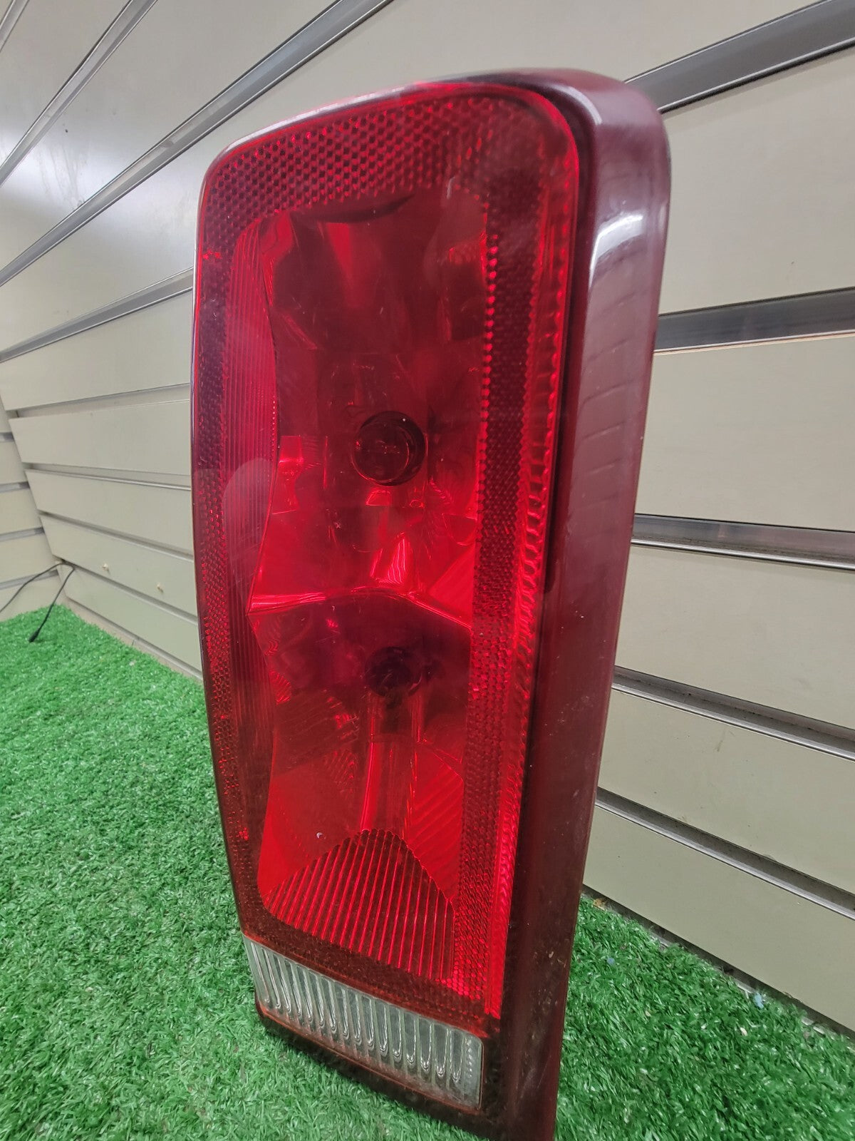 🔥02-06 Cadillac Escalade Left Driver Rear Tail Light Lamp Chrome Assembly OEM