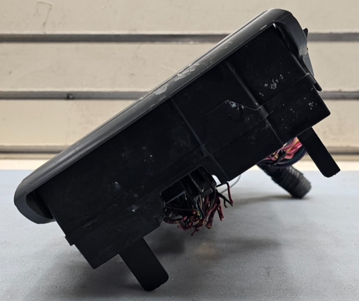 07-09 Suburban Yukon Engine Fuse Box Relay Body Control Module Integrated Power