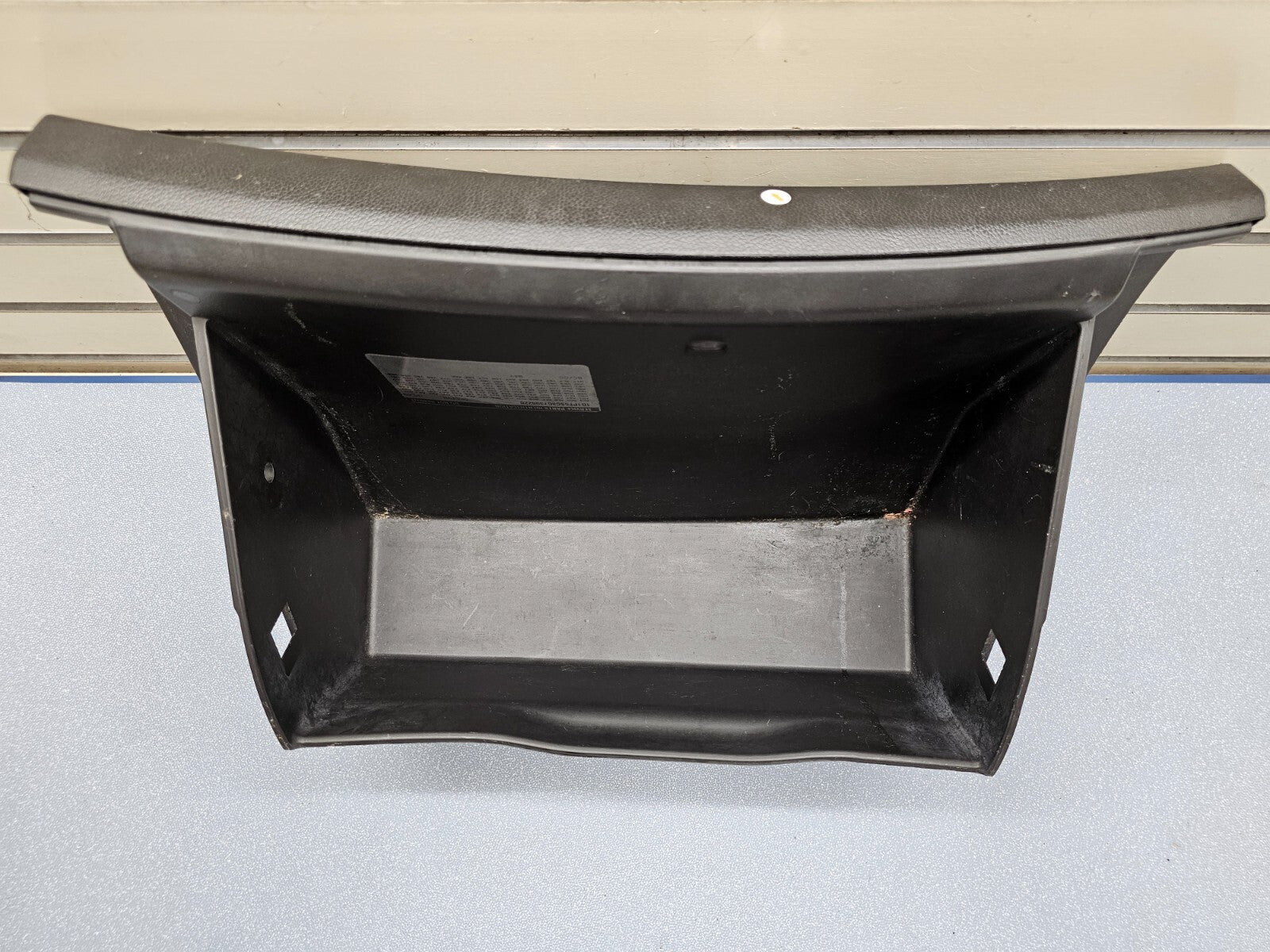 🔥03-08 MATRIX COROLLA DASH GLOVE BOX STORAGE COMPARTMENT LID ASSEMBLY BLACK OEM