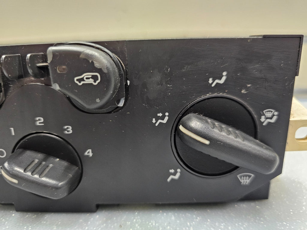 🔥04-12 Colorado Canyon Dash Heater Temperature climate control Air Conditioner