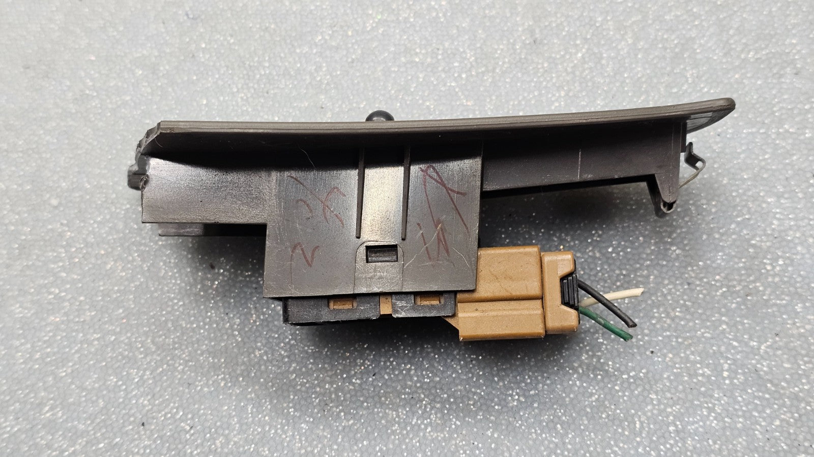 🔥00-04 Outback Legacy Front Right Passenger Side Window Control Switch Black