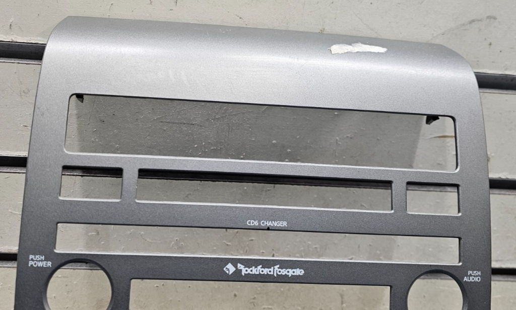 🔥04-07 ARMADA TITAN STEREO RADIO DASH PANEL TRIM CLIMATE CONTROL BEZEL SILVER