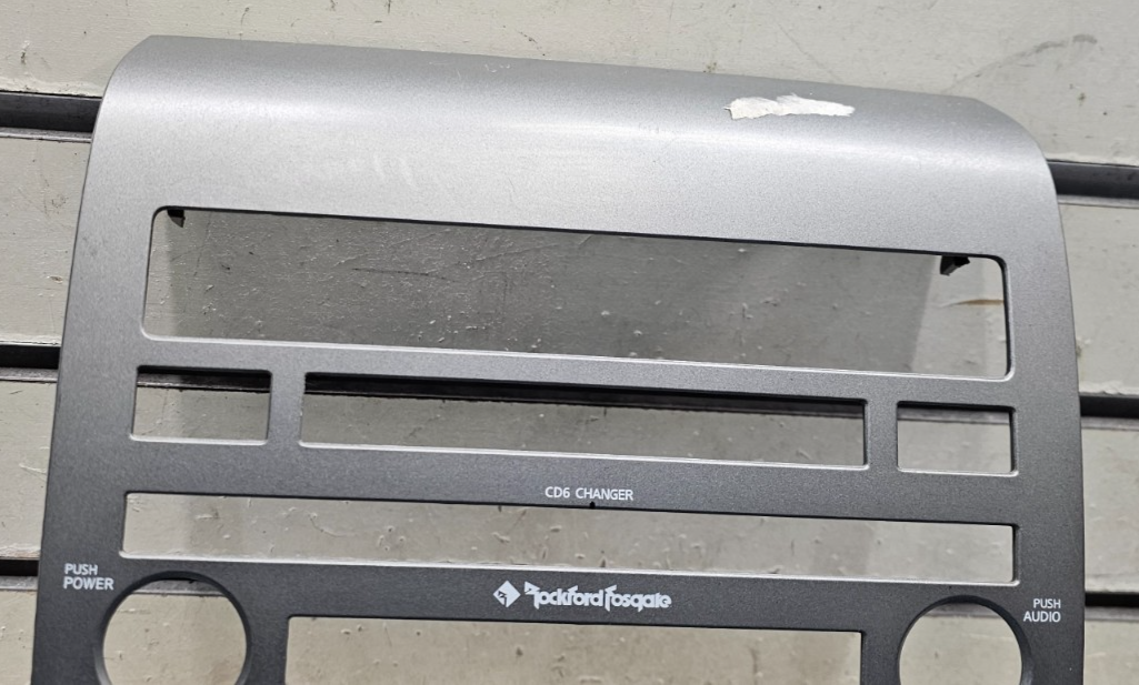 🔥04-07 ARMADA TITAN STEREO RADIO DASH PANEL TRIM CLIMATE CONTROL BEZEL SILVER