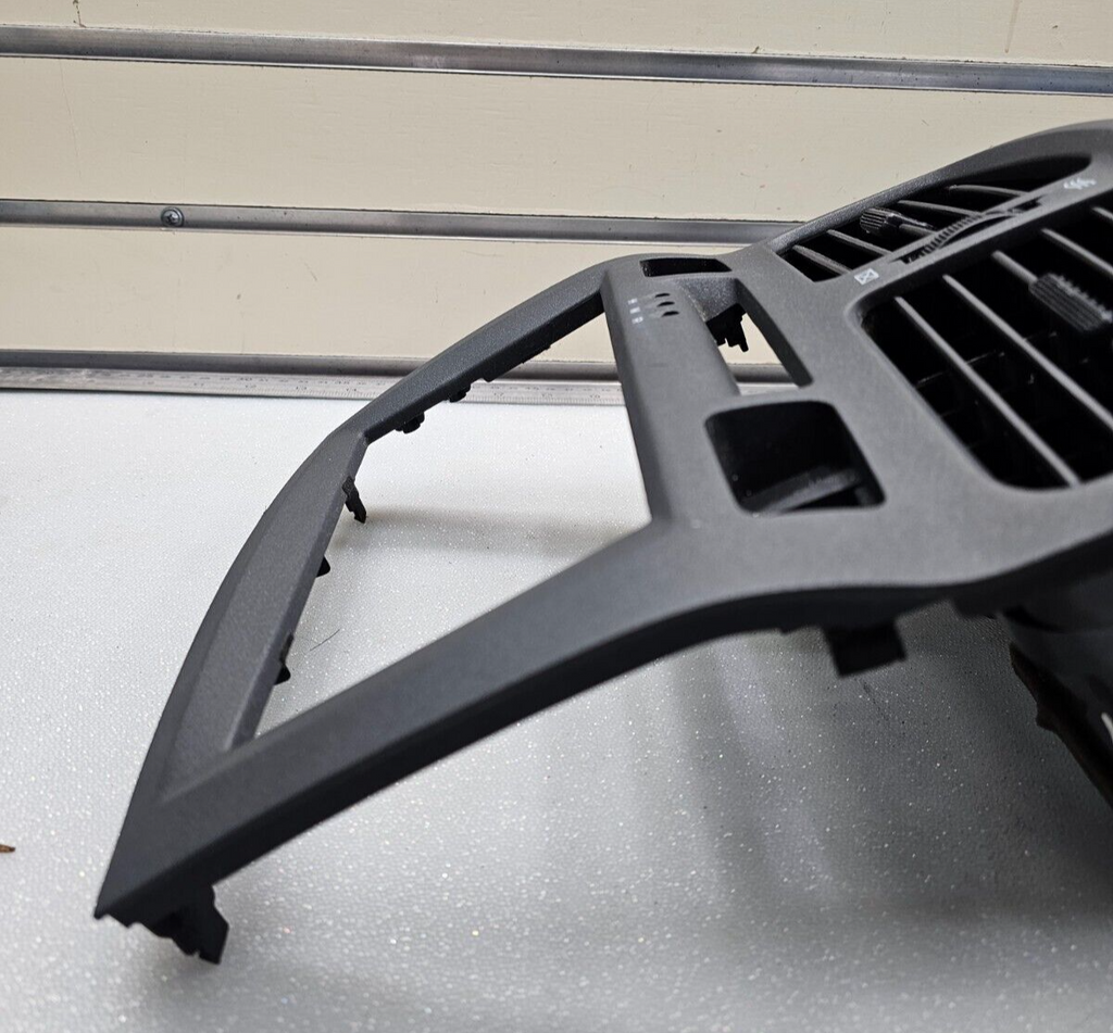 🔥2001-2006 HYUNDAI SANTA FE OEM CENTER DASH RADIO HEAT AC VENT TRIM BEZEL BLACK