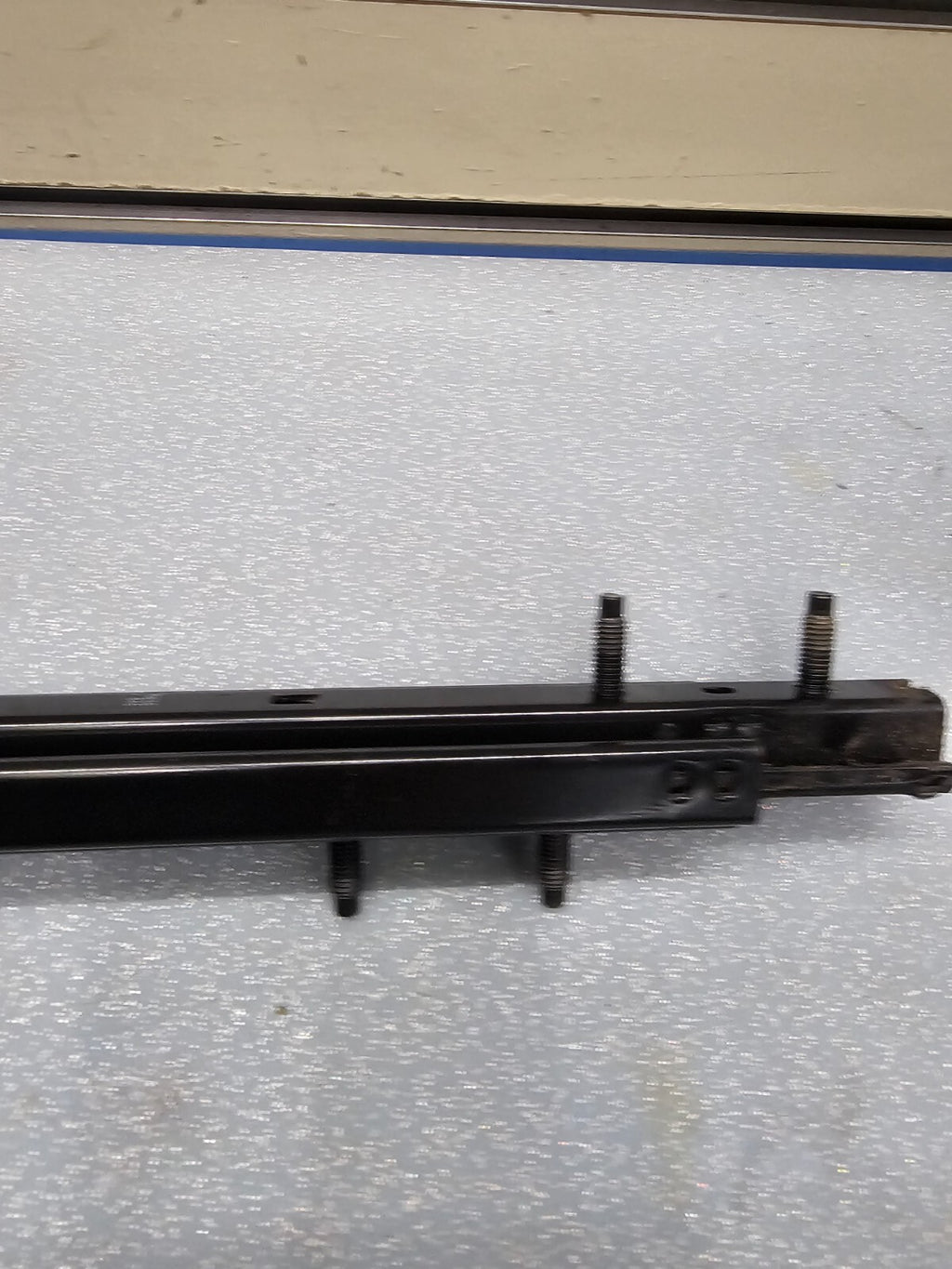 06-08 Dodge Ram 1500 2500 Left Driver Seat Track Adjuster Left Sliding Rail OEM