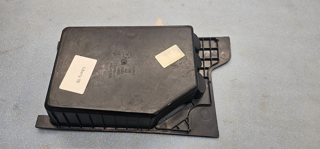 🔥08-12 LIBERTY DODGE NITRO CONSOLE REMOVABLE STORAGE COMPARTMENT TRAY BLACK 